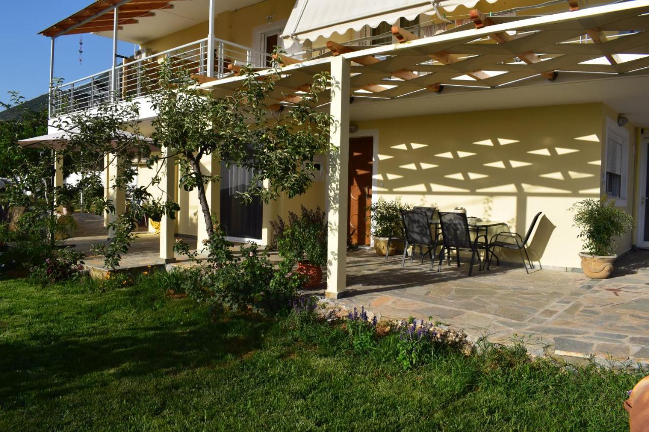Studio Holiday Kalamata Exterior photo