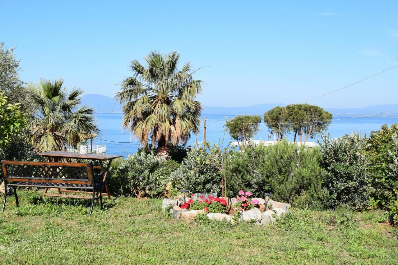 Studio Holiday Kalamata Exterior photo